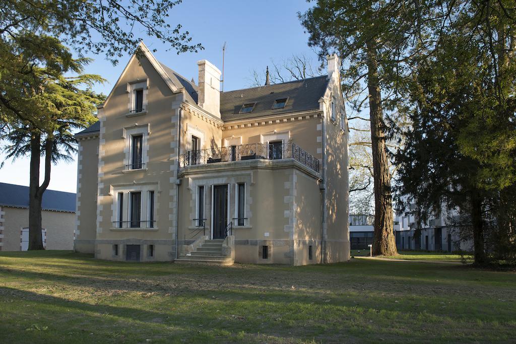 Domitys Le Château des Plans Parthenay Exterior foto